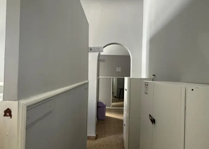 Dormitory Room Mixed