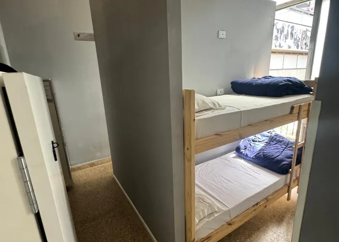 Dormitory Room Mixed